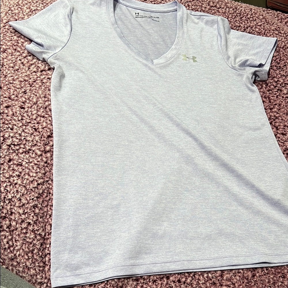 Under Armour Women's Gray V-Neck Top